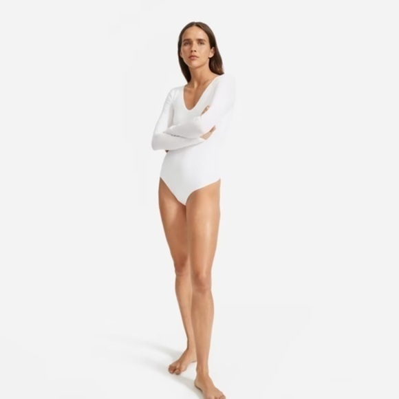 Everlane The Long-Sleeve V-Neck Bodysuit (thong back) in white NWT - Picture 1 of 7